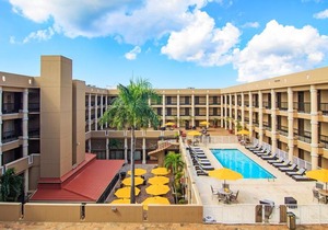 Windward Passage Hotel