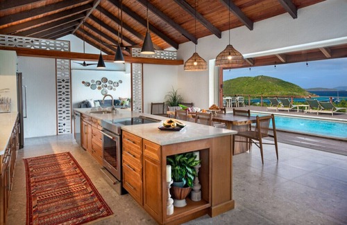 Nazareth Villa | 4br w/Incredible views of St. John and the BVI - sleeps 10