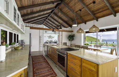 Nazareth Villa | 4br w/Incredible views of St. John and the BVI - sleeps 10