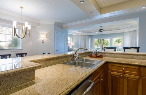 Nazareth Condo | 5 Star beachfront villa at the Ritz Carlton Club 1627 SF w/3 patios 2br/2.5b