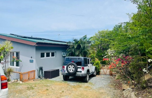 Estate Carolina House | Banana Sweet Top! 2 BEDROOM! Great for families or 2 couples.