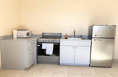 Estate Solberg Apartment | Bluewater Cottage with amazing Ocean views. Cozy and romantic. Work & play here.
