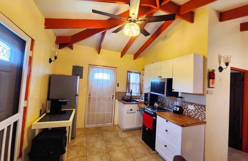 Estate Sion Farm Cottage | Cicilia's Quiet Havennn