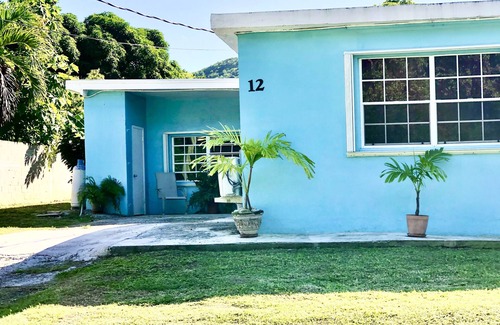 Orange Grove House | Cozy Caribbean Home Near Beaches