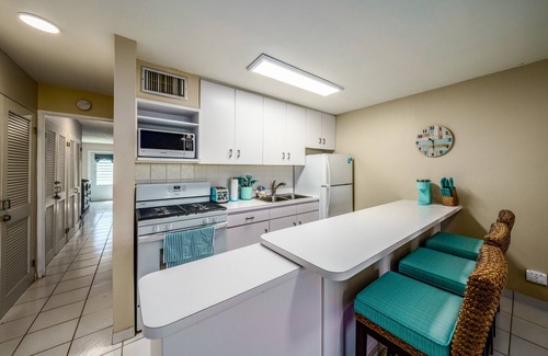 Cabes Point Condo | Crystal Blue Persuasion - 1BR condo right on Sapphire Beach, sleeps 4!