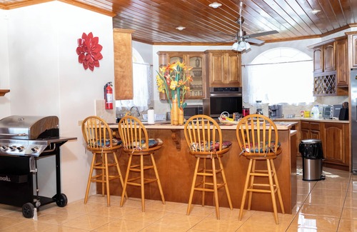 Orange Grove Villa | crystal hilltop villa