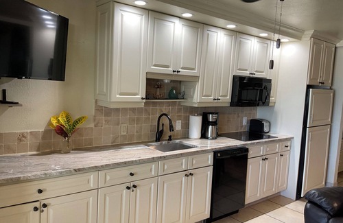 Cabes Point Condo | DIRECTLY ON SAPPHIRE BEACH 30 STEPS FROM CARIBBEAN SNORKELING 30 STEPS TO POOL