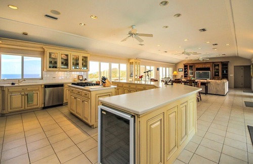 Grapetree House | East End Overlook, 3 Acre Ridgetop Estate with Dual Shore Views
