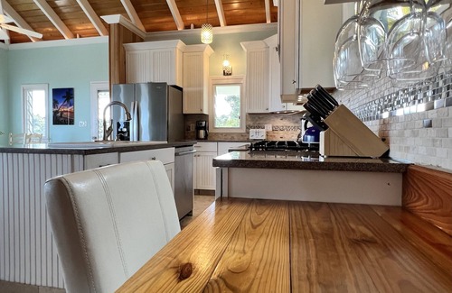 Upper Carolina Villa | Endless Views from this perfect pool villa just minutes from Maho Bay