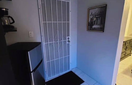 Frydendal Apartment | Enjoyable apartment with AC in sunny St Thomas