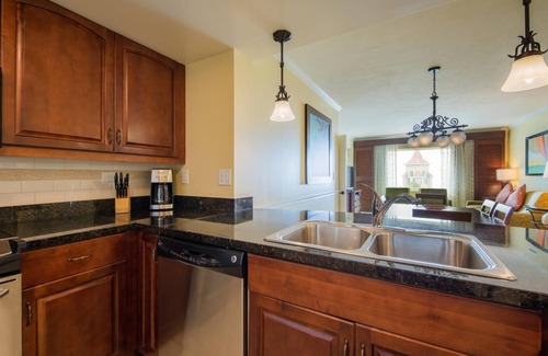 Estate Bakkero Resort | Frenchman's Cove, Great Pool, Beachfront, Fast-Wifi