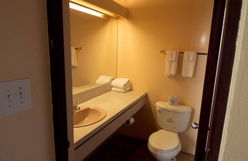 Estate Kings Quarter Bed & Breakfast | Galleon House Hotel