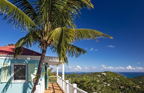 Maho Bay Quarter Villa | Great Turtle Villa, All Solar, Luxury Villa with Super Views/Pool/2-8 Guests