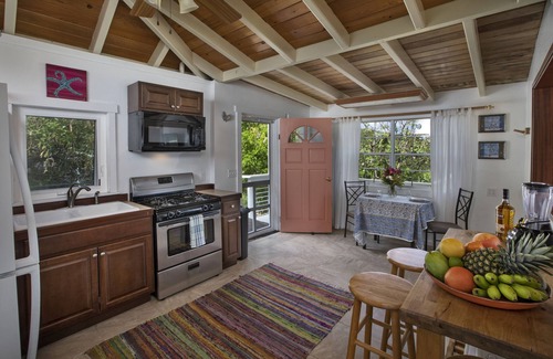 Estate Mandal House | Kiddel Bay Cottage ~ Direct beach access!