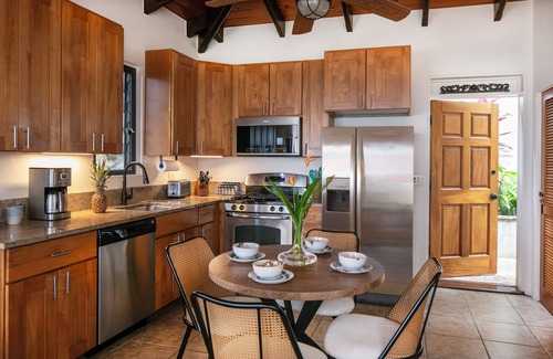Estate Little Plantation Villa | Lunazul Cottage-2BR/2BA, Breathtaking view of BVIs and beyond, Solar/Starlink