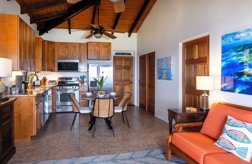 Estate Little Plantation Villa | Lunazul Cottage-2BR/2BA, Breathtaking view of BVIs and beyond, Solar/Starlink