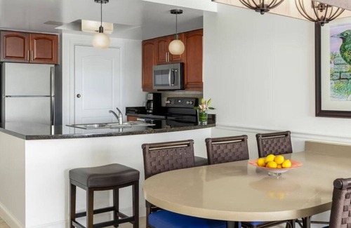 Estate Bakkero Condo | Marriotts Frenchman`s Cove 3BD