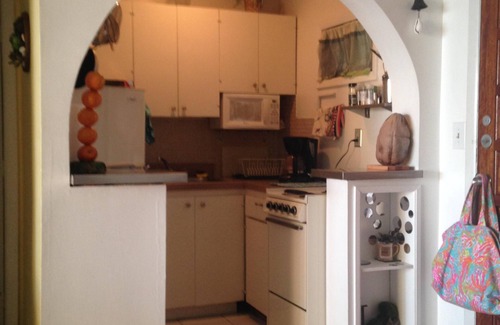 Red Hook Condo | New studio in Sapphire Village!