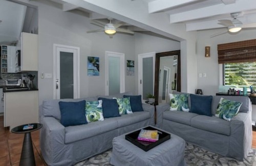 Estate Carolina House | On A Whim - 2 BR/3BA Cozy Island House with Infinity Pool and View of Coral Bay!