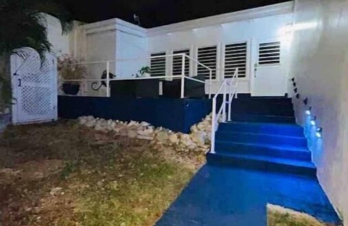 Estate Mount Welcome House | Paradise Exquisite Townhouse