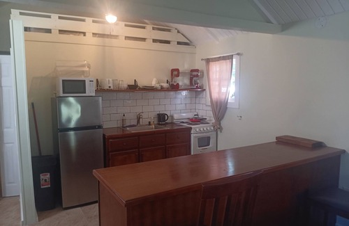 Estate East Street Apartment | Porche Villa - AT BNB