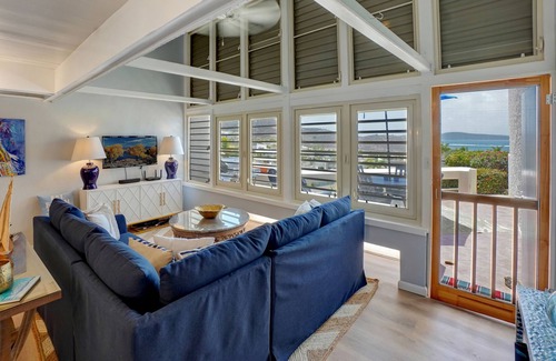 Teagues Bay Condo | Relaxing Beach Villa with incredible Buck Island views!