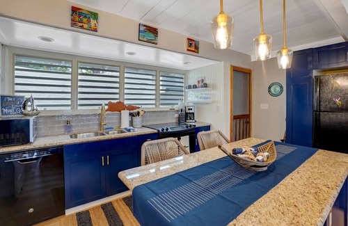 Teagues Bay Condo | Relaxing Beach Villa with incredible Buck Island views!