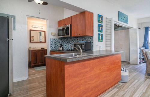Frydendal Condo | Romantic Getaway! Book Now! Amazing Views & Perfect for 2! Close to Pools