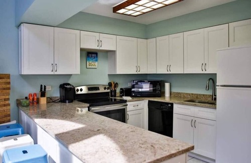 Estate Frenchman Bay Villa | Salty Sway II - 2bed/2bath Beach House