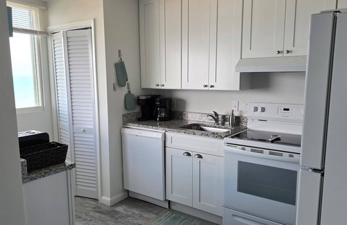 Bolongo Bay Condo | Sound of the Sea