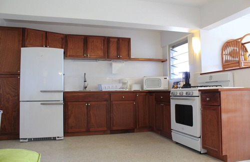 Judith's Fancy Apartment | Spectacular “Seabreeze” ViewnCHECK FOR SPECIAL WEEKLY & MONTHLY DISCOUNTS