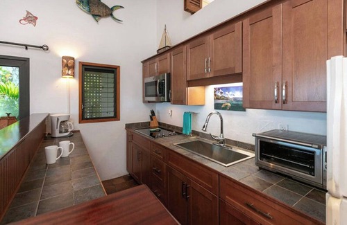 Estate Enighed Condo | Stunning Corner Condo – Breathtaking Water Views & Modern A/C Comfort!