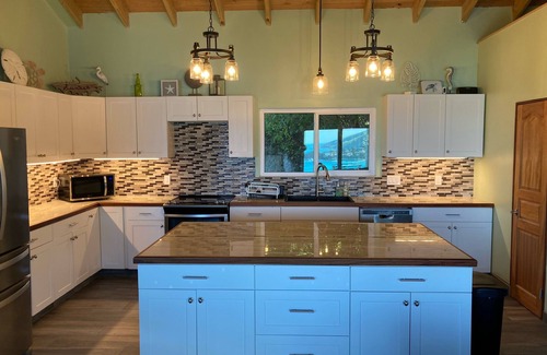 North Side Villa | Stunning Ocean Views and Spectacular Sunsets