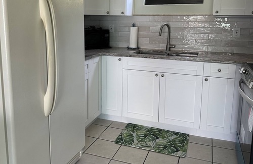 Nazareth Condo | The TipSea Turtle at Cabrita by the Sea - a romantic oceanfront condo