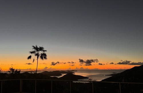 Ajax Peak Villa | Villa Ixora Sleeps 2-10 people~ 5 bedroom, 4 bath, pool, hot tub, AMAZING views!