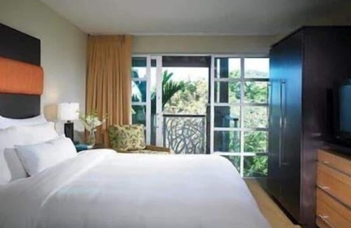 Contant Hill Resort | Westin St. John Sunset Bay Villas Resort & Spa
