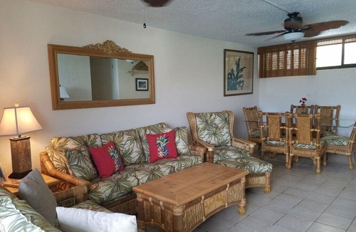 Bolongo Bay Condo | 1442 Watergate Villas