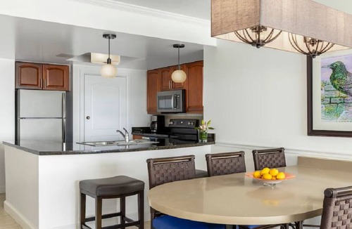 Estate Bakkero Condo | 2-BDR Resort Condo Suite at Marriott Frenchman's Cove