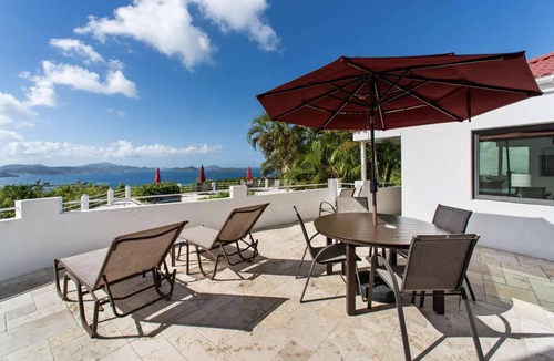 Estate Bethany Villa | 2 bedroom, 2.5 bath with pool access & ocean view