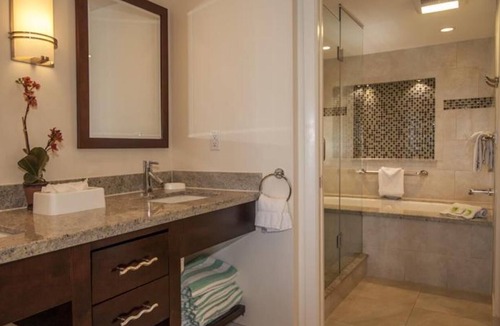Estate Bakkero Resort | 2 BEDROOM SUITE - THE GALLEON RESORT - KEY WEST FLORIDA