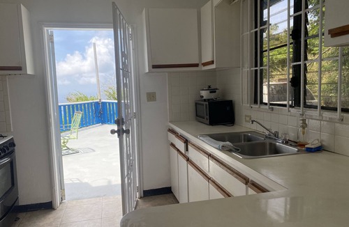 Estate Solberg House | 2 bedrooms 2 baths home on the cool Northside of St Thomas with ocean view.