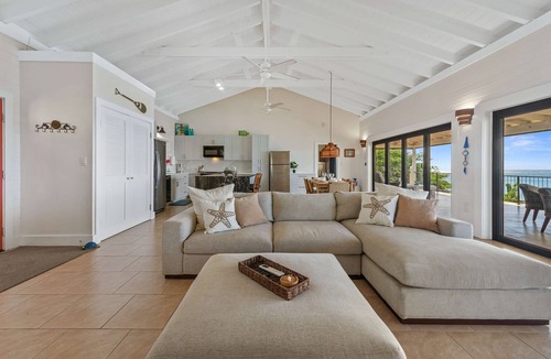 Estate Frenchman Bay Villa | 2 oceanfront suites with water access! Solar/batt