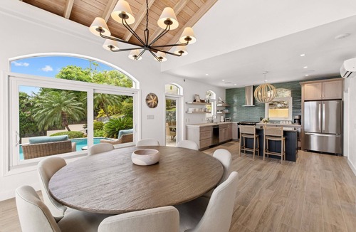 Estate Lovenlund House | 2 Primary Bedrooms - POOL - Sleeps 10!