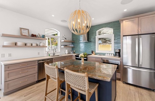 Estate Lovenlund House | 2 Primary Bedrooms - POOL - Sleeps 10!