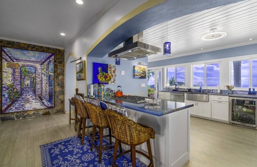 Rosendal Villa | 2BR private villa, centrally located with incredible views!