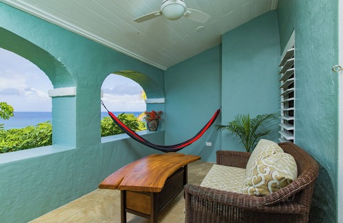 Estate Sprat Hall House | 3 Bdrm house on historic estate - private balconies - incredible location