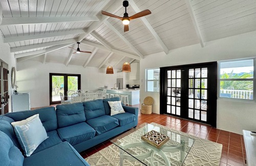 Estate Annas Hope House | 3 Bedroom house in Estate Shoys near golf, beach, tennis and Buccaneer resort