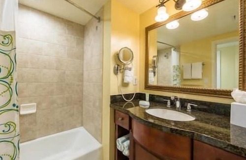 Flag Hill Resort | 3 Marriott Frenchman Cove Resort & Spa, St. Thomas