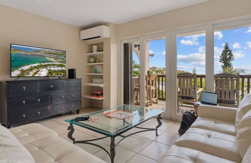 Nazareth Condo | 3BR in Cowpet Bay East w/pool & beach, sleeps 8