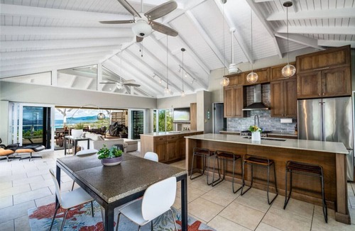 Nazareth Villa | 4BR Hilltop vacation bliss! Incredible views!
